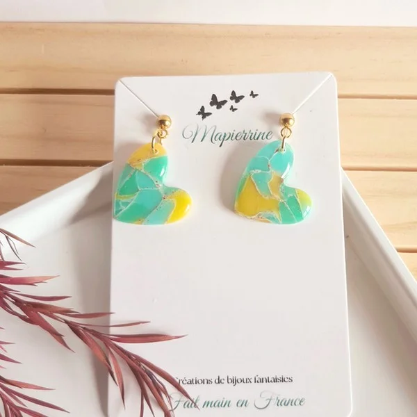 Boucles d'oreille en pâte polymère pastel Feuilles dorées Acier inoxydable Bijou fait main en France Collection Pastel Paradisiaque cœur
