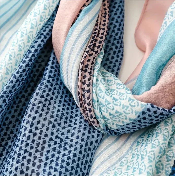 Châle Etole femme rectangle à pompons polyester 80 x 180 cm BLEU ROSE RAYURES - Photo 2