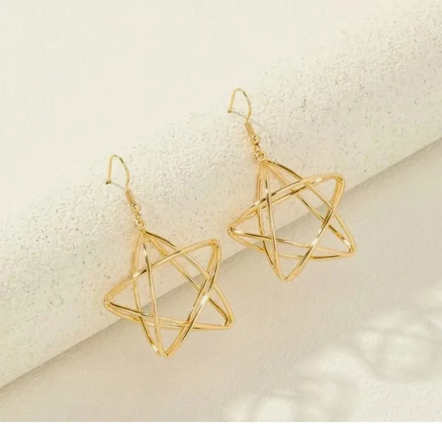 Boucles d'oreille pendante femme doré Etoile 3D 55684 - Mapierrine