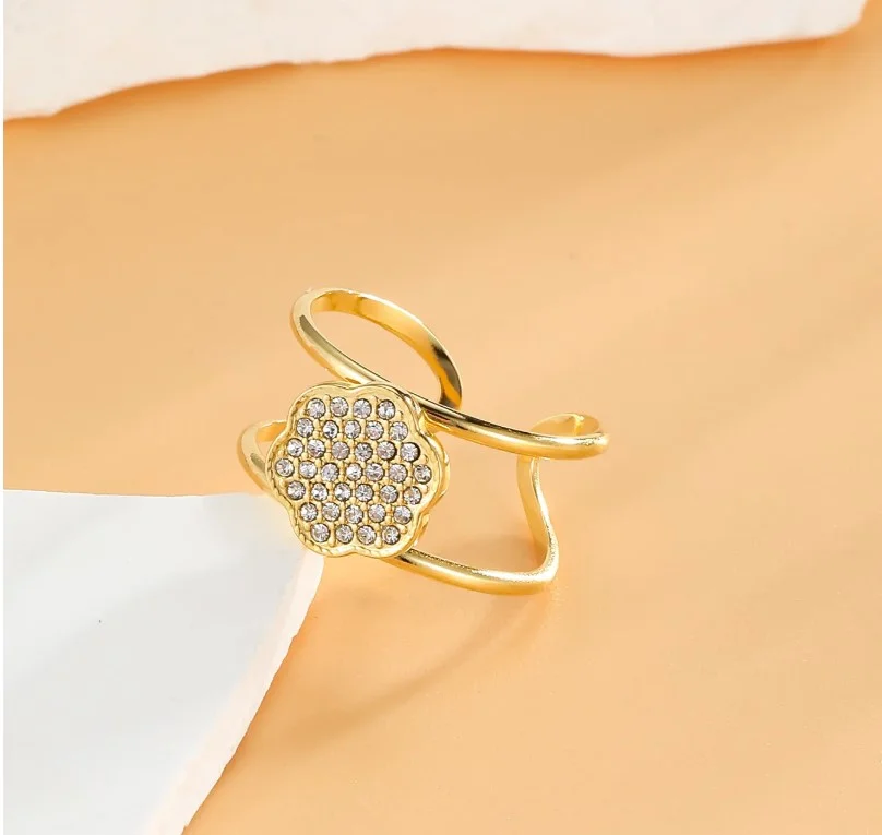 Bague ajustable femme acier inoxydable doré fleur et zircons - Photo 4