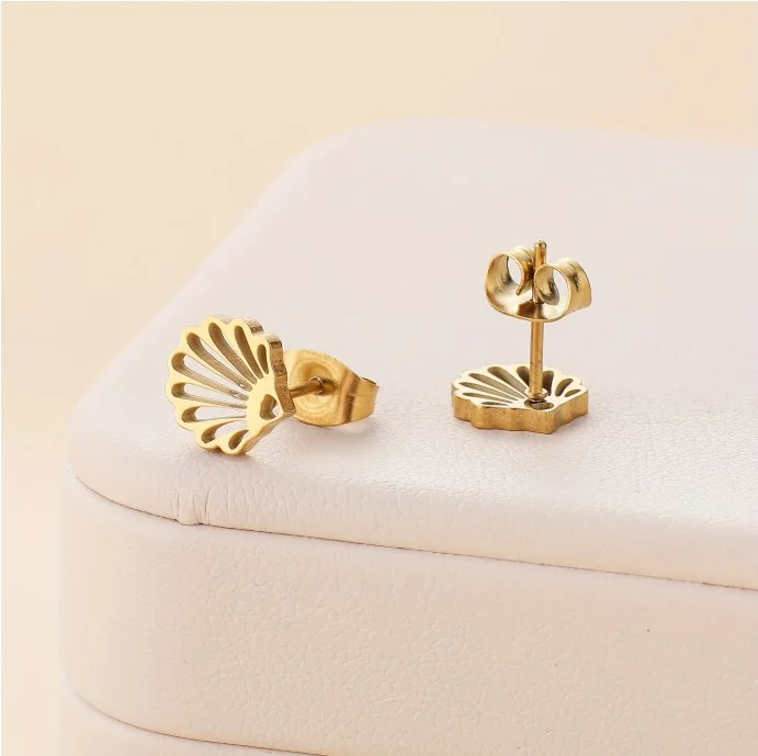 Boucles d'oreilles enfant femme puce acier inoxydable doré COQUILLAGE 69481