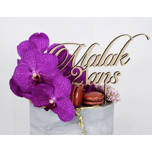 Cake topper sur 2 lignes anniversaire avec prénom - décoration gâteau d'anniversaire personnalisée - Super sjp