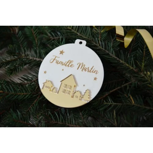 Boule de Noël bois et plexiglas à personnaliser avec nom de famille ou prénom - Photo 1