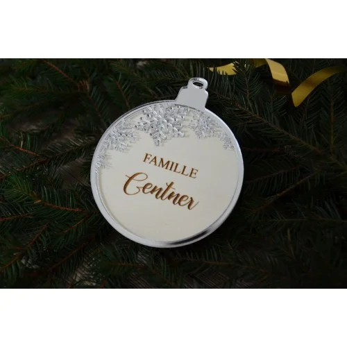 Boule de Noël motif flocons en bois et plexiglas à personnaliser avec nom de famille ou prénom - Super sjp