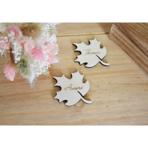 Marque place en forme de feuille pour mariage, anniversaire, baptême - Photo 1