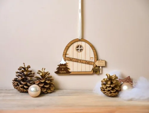 Suspension Porte Atelier du Père Noël - Photo 1