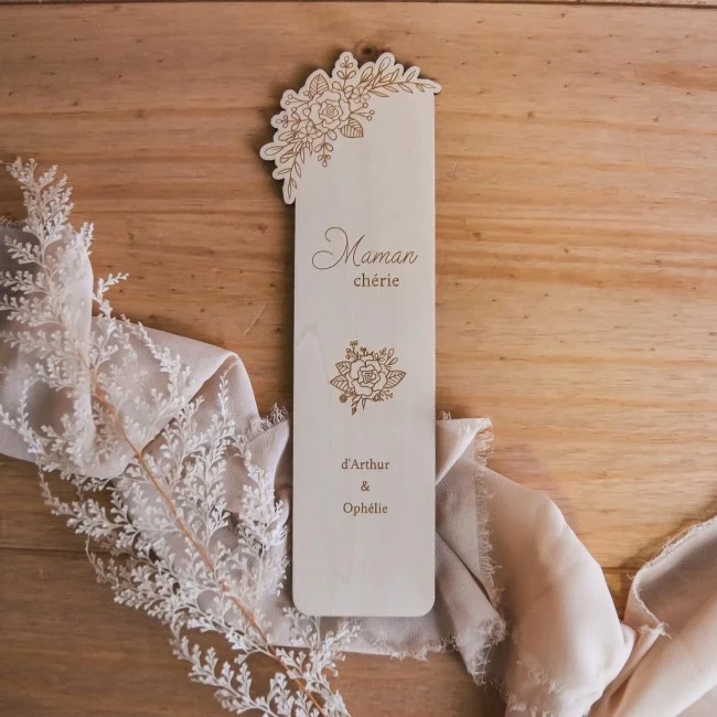 Marque-page fleuri