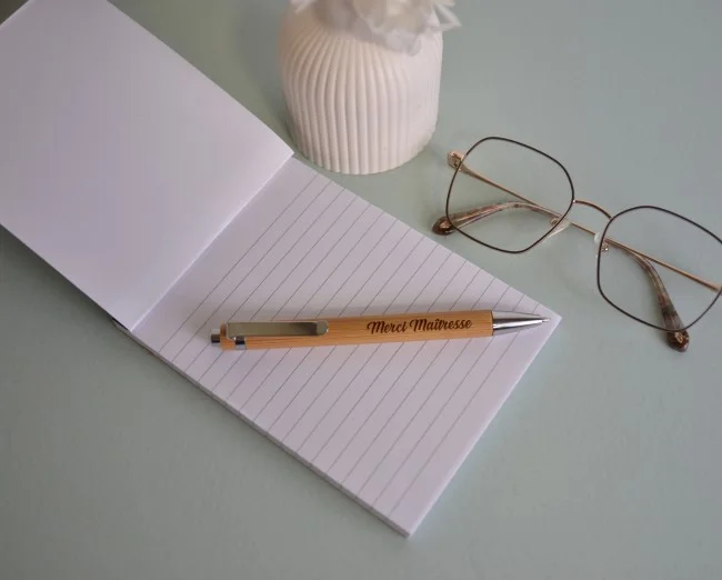 Stylo en bois à personnaliser - Super sjp
