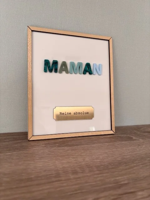 Cadre Le Mot "Maman" coloré - Super sjp