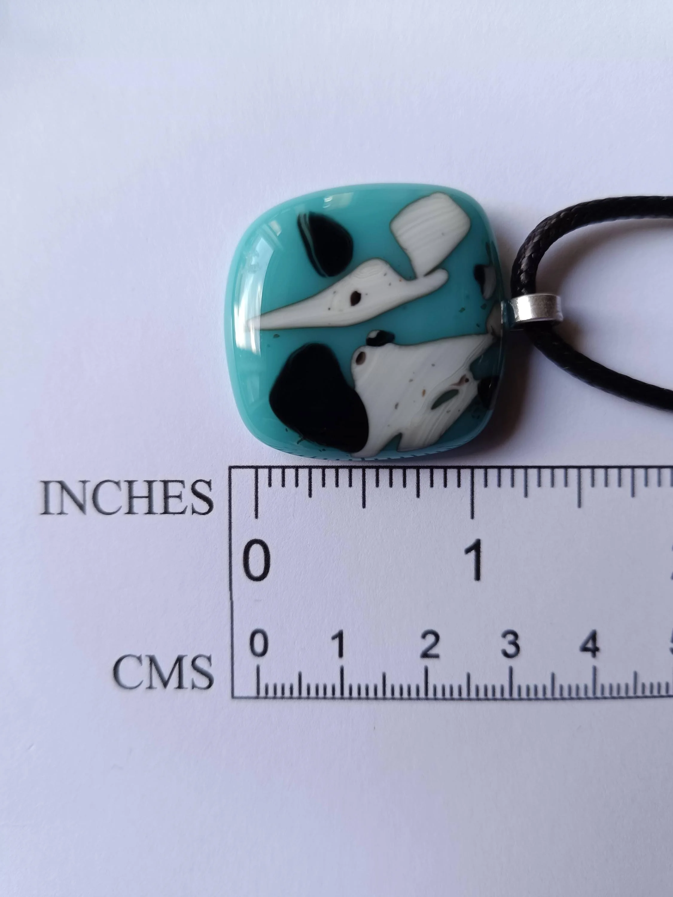 Fused glass pendant necklace, artisan handmade jewelry - Photo 3