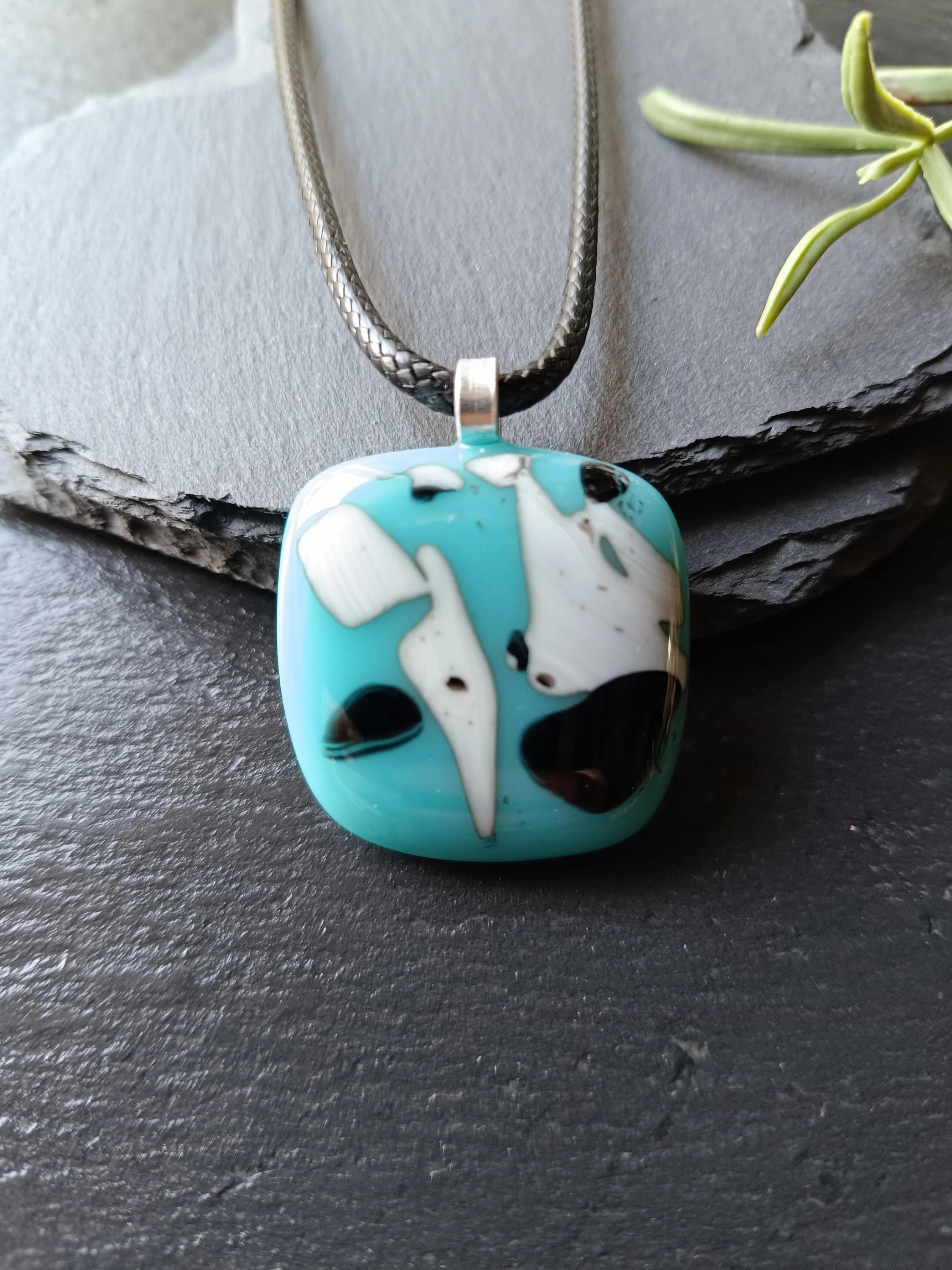 Fused glass pendant necklace, artisan handmade jewelry - Photo 4
