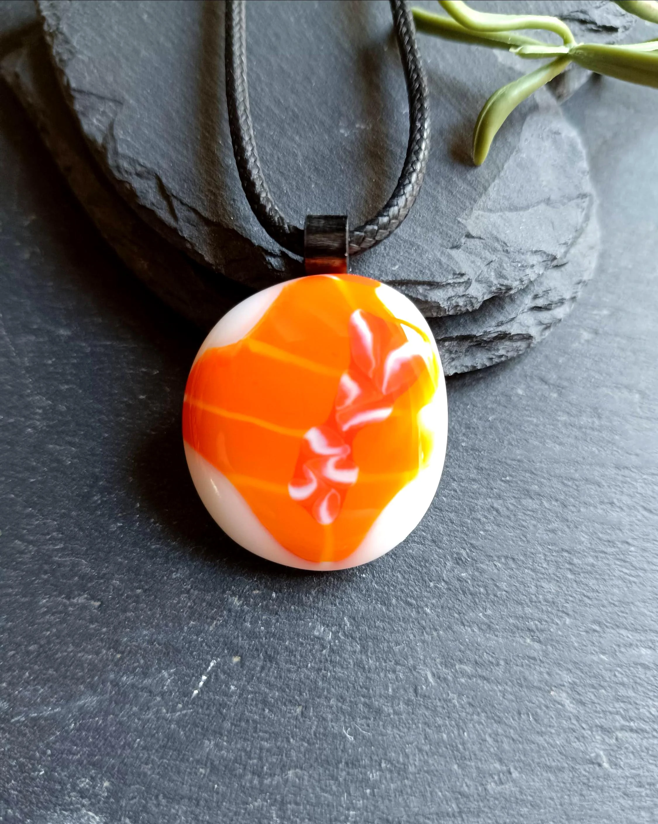 Fused glass pendant with cord necklace, handmade jewellery - Photo 2
