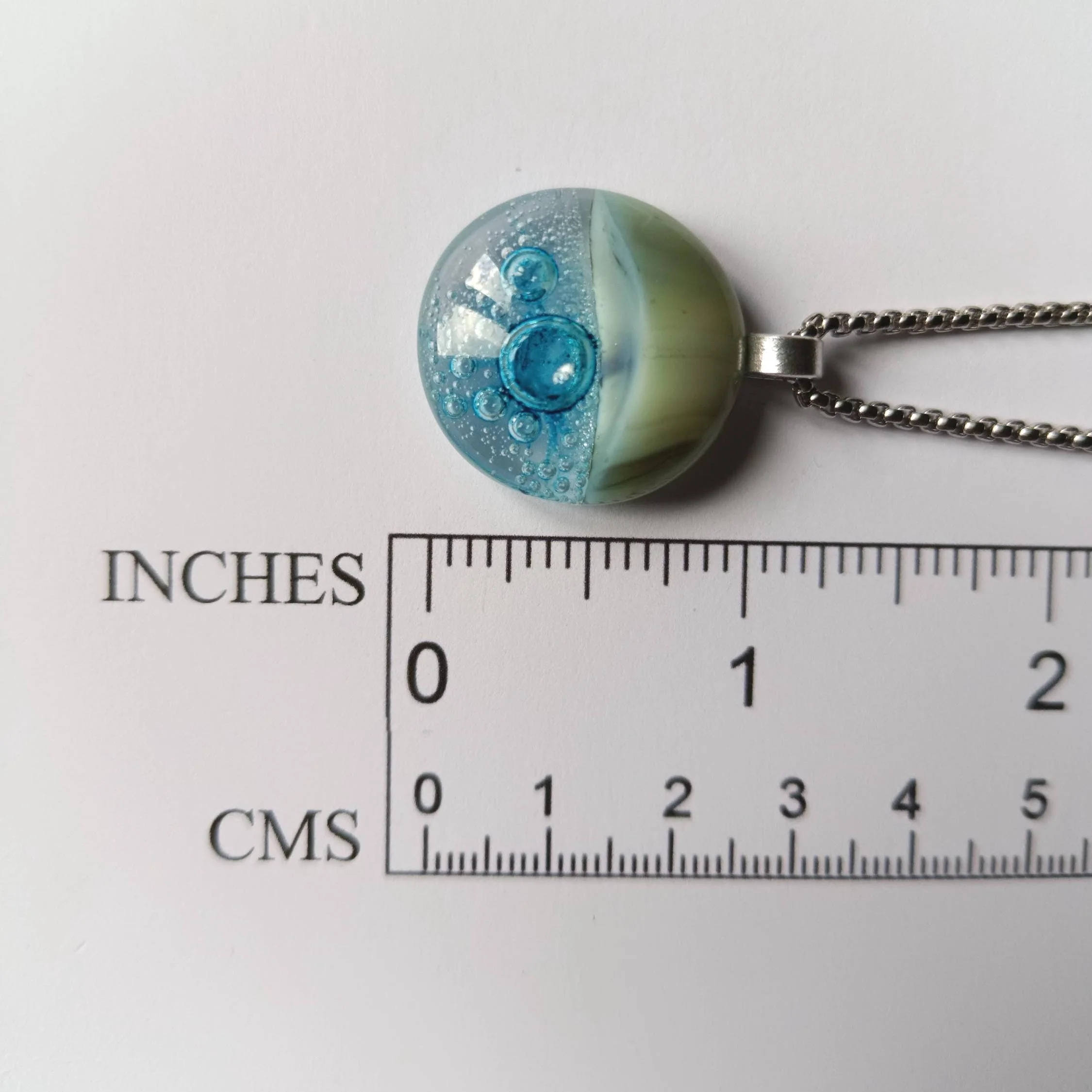 Fused glass necklace, artisan handmade jewellery, blue necklace - Photo 3