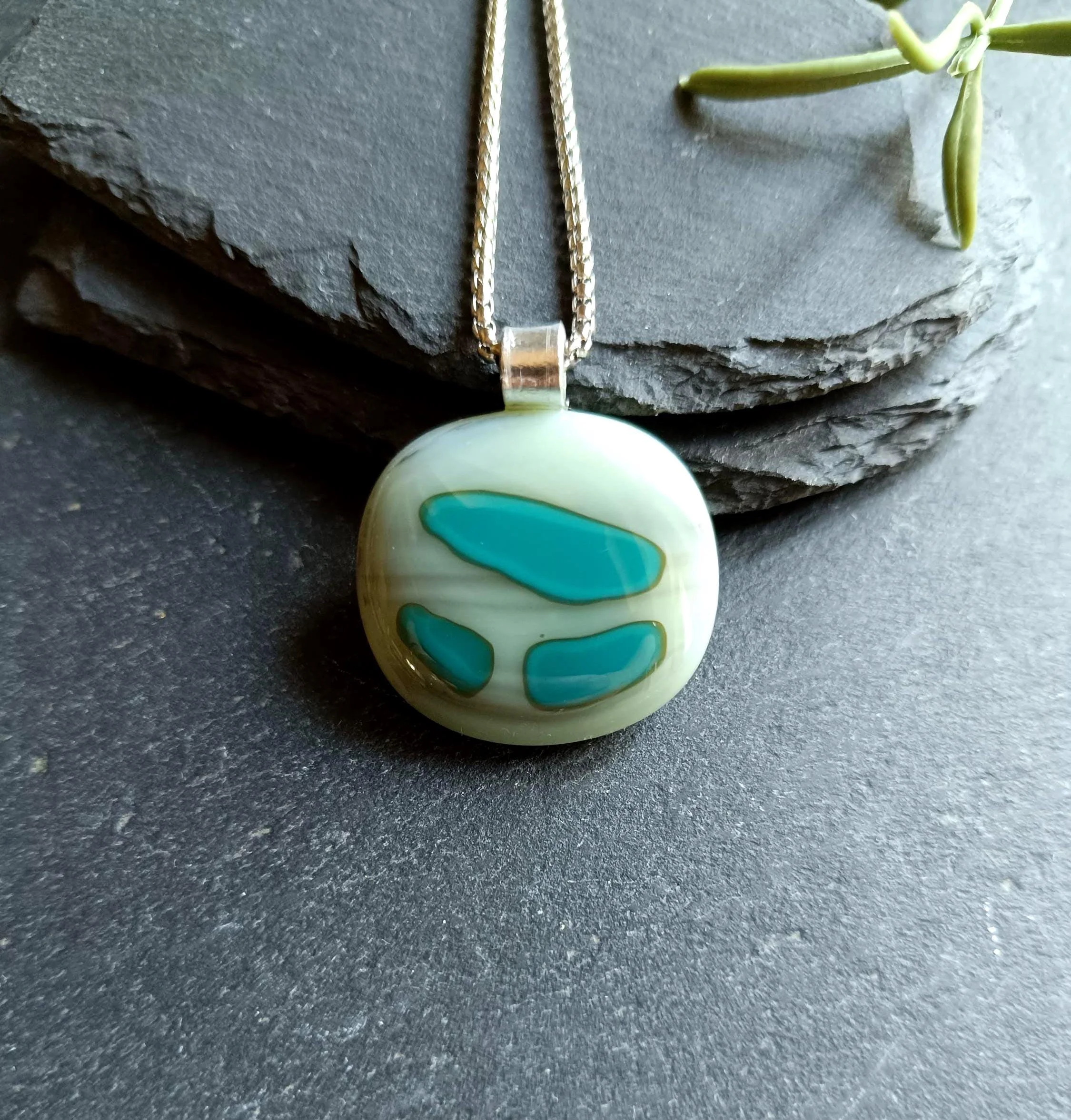 Fused Glass Abstract Pendant with necklace, handmade jewellery - Photo 2