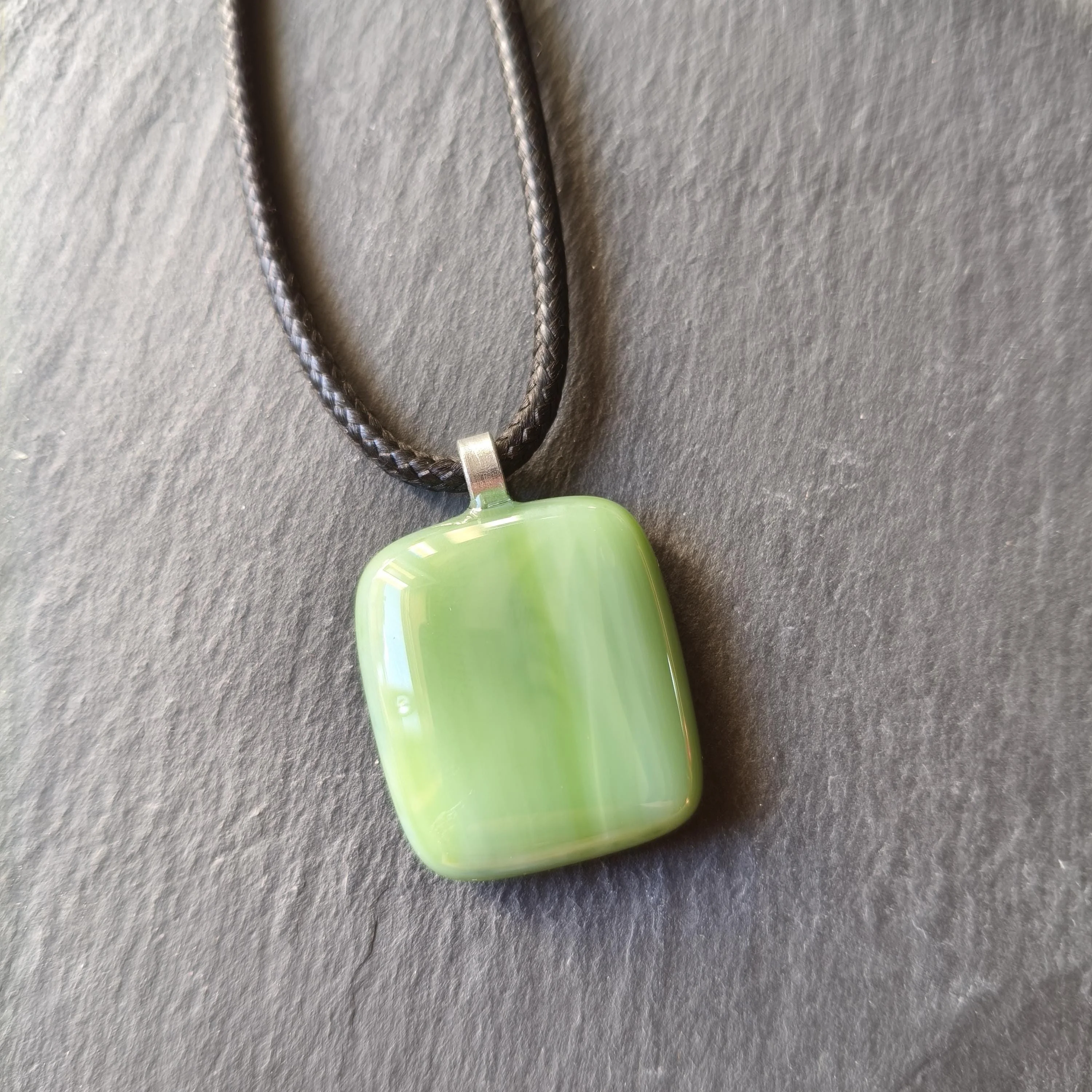 Handcrafted fused green glass pendant necklace - Photo 2