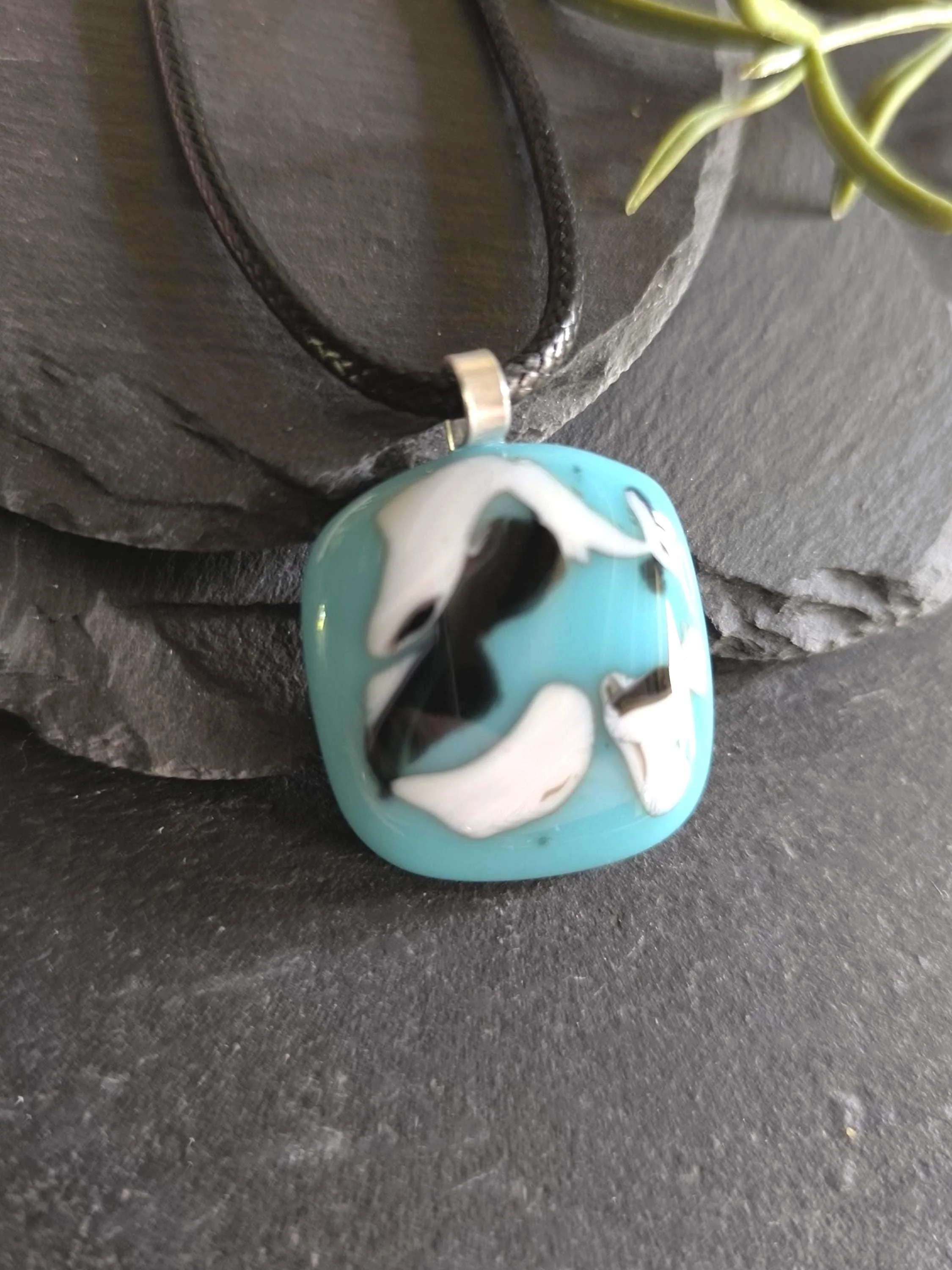 Handmade blue fused glass abstract pendant necklace - Photo 4