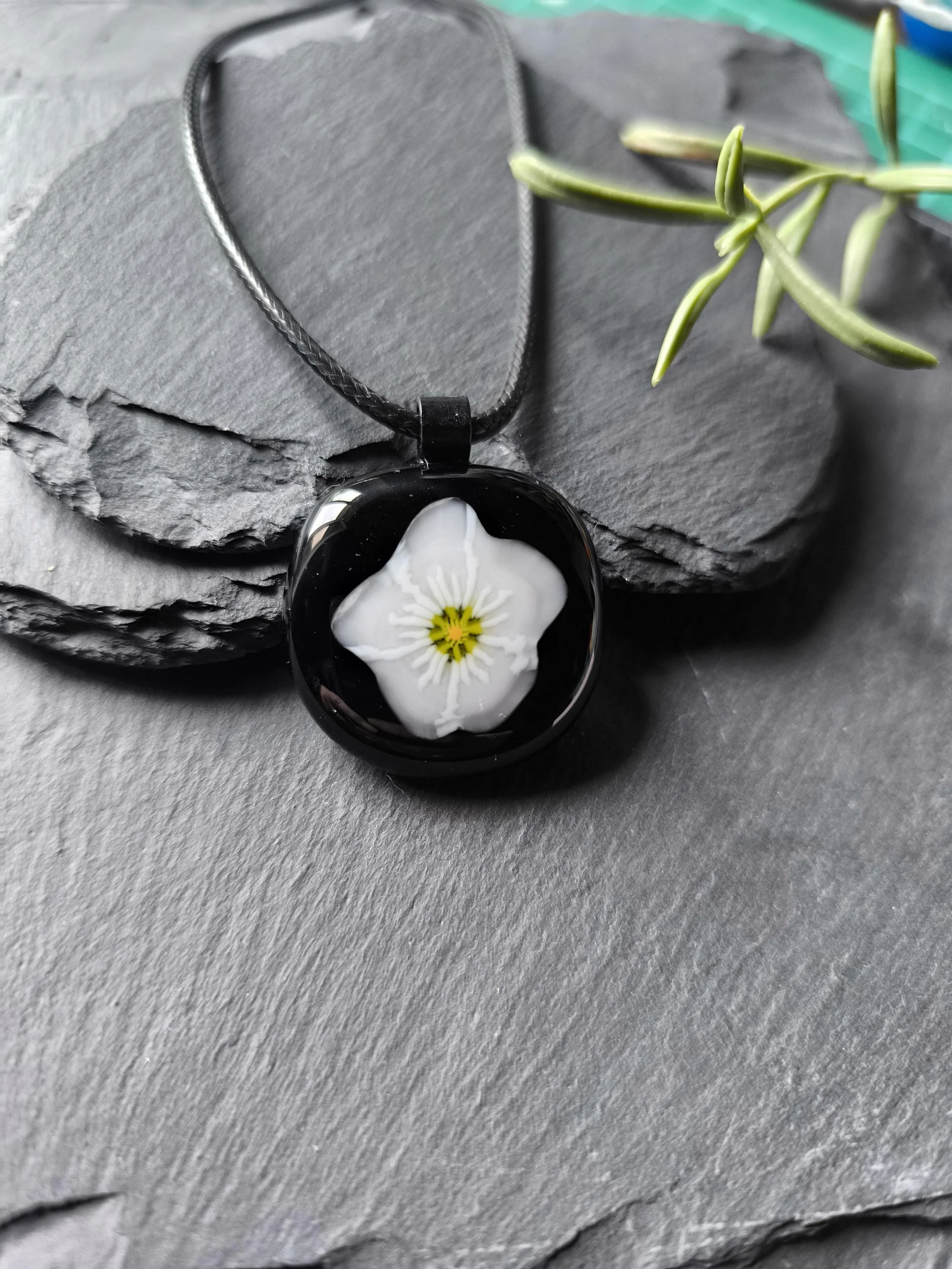 Funky black flower fused glass pendant necklace - Photo 6