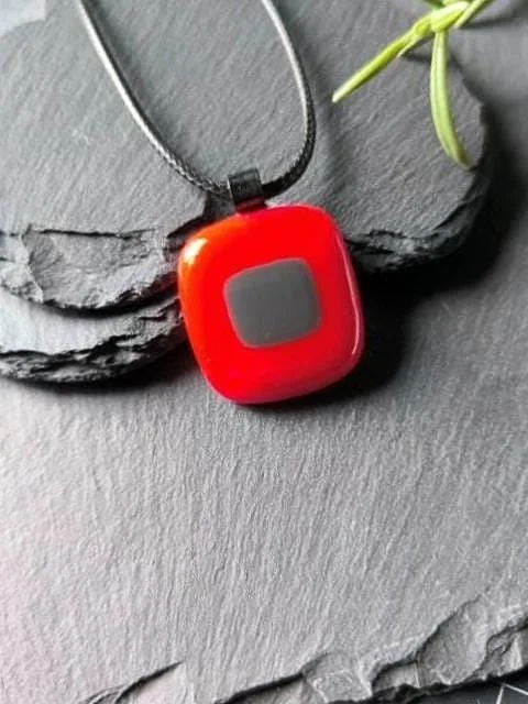 Handcrafted Red Funky Glass Pendant Necklace - Photo 6