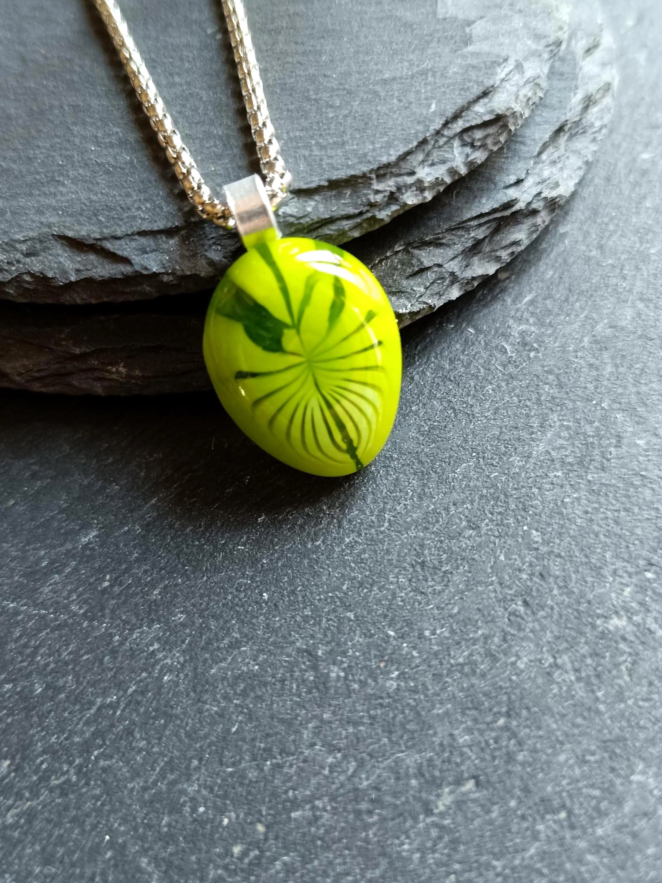 Handmade leaf fused glass pendant necklace - Photo 7
