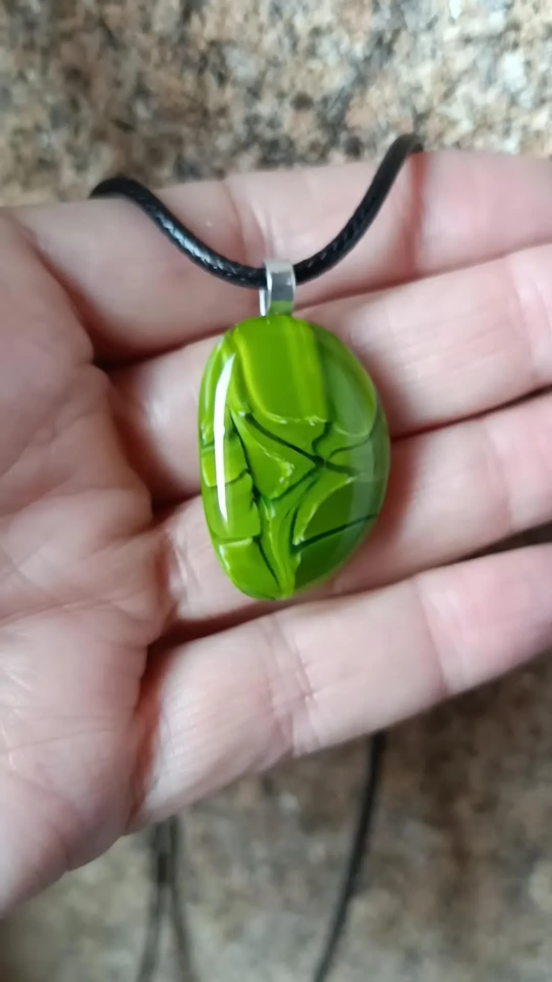 Handmade green fused glass pendant - Photo 1
