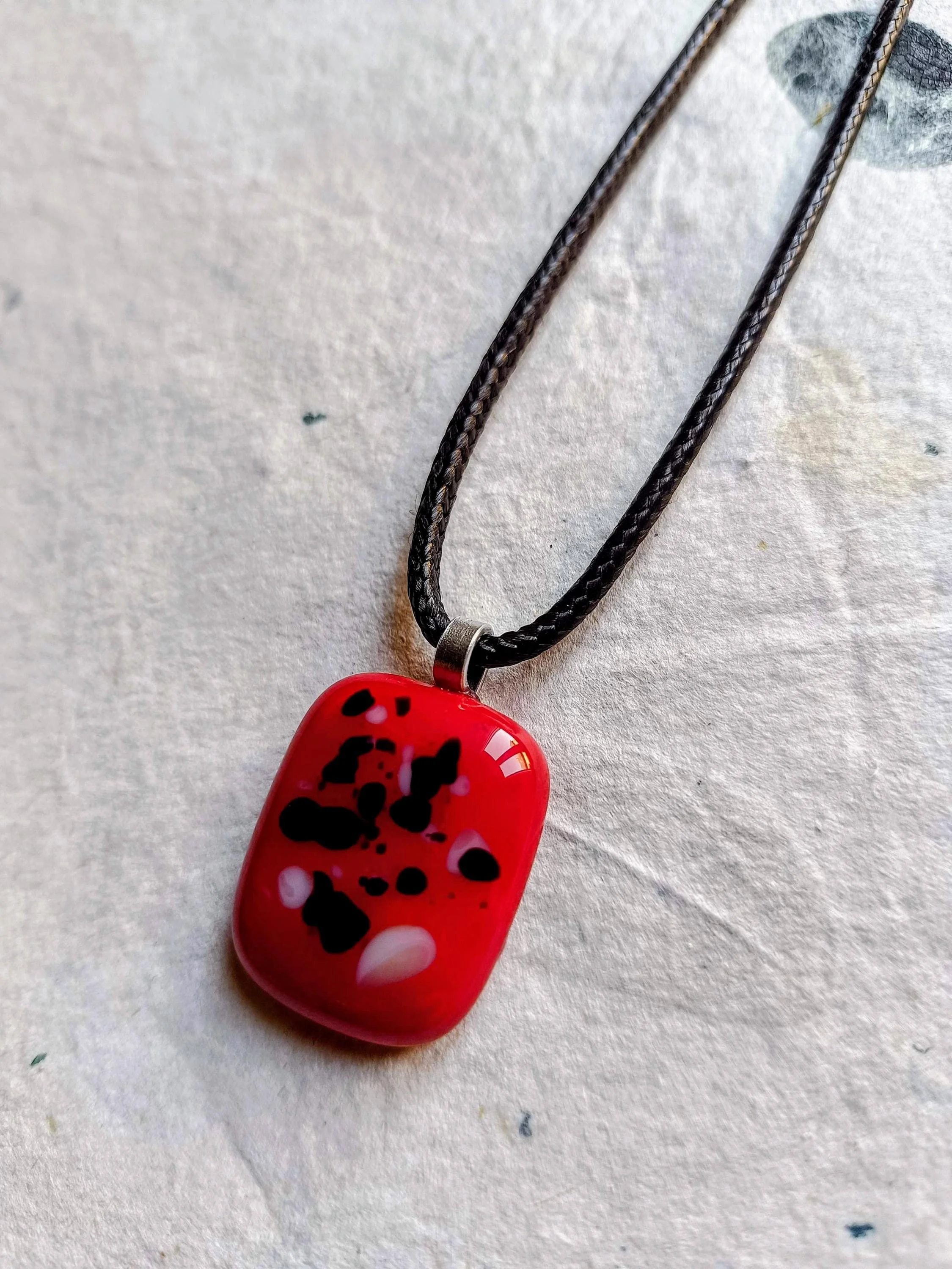 Handmade Red Glass Funky Pendant Necklace - Photo 4