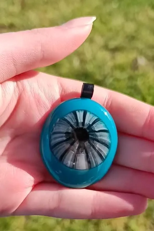 Handmade boho chic fused glass pendant necklace - Photo 5