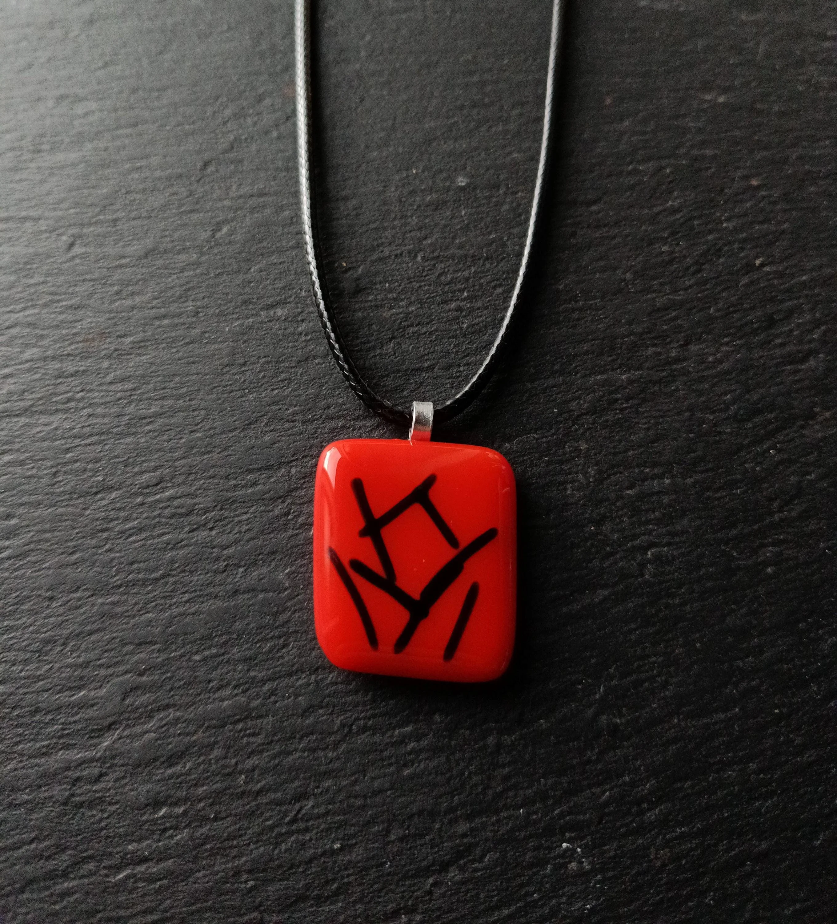 Handmade red and black fused glass pendant necklace - Photo 2