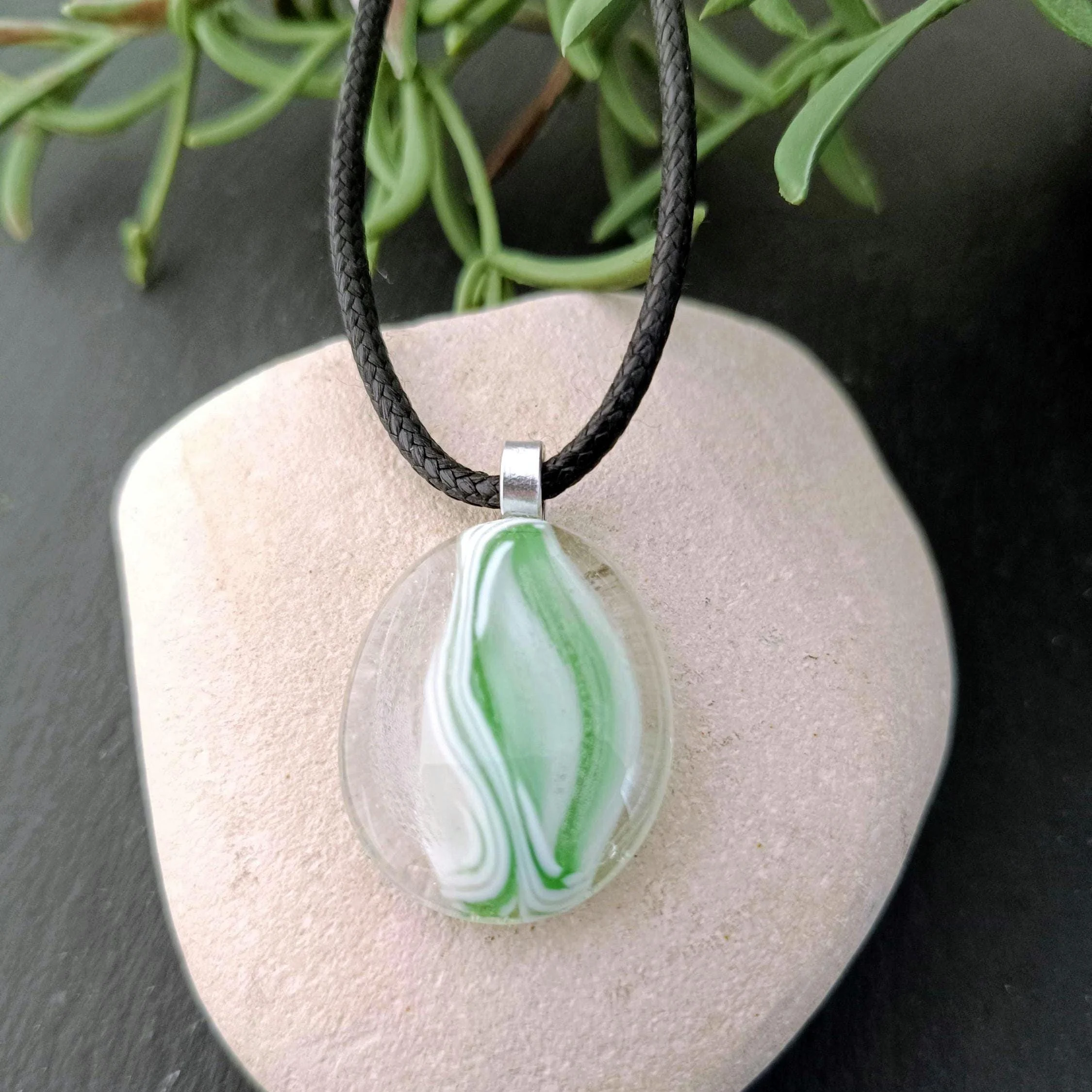 Green and clear handmade fused glass pendant necklace - Photo 3