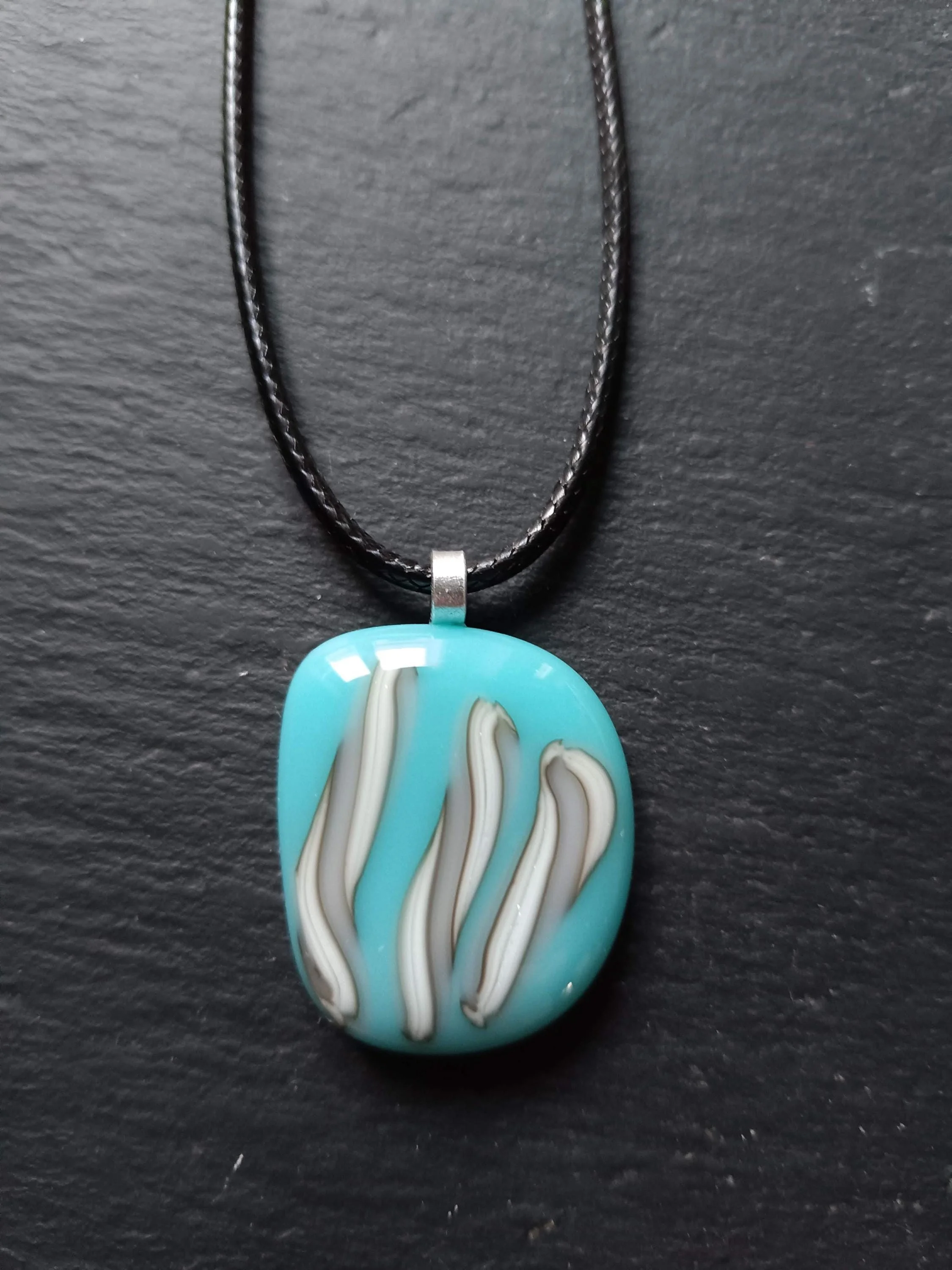 Handcrafted turquoise blue fused glass pendant necklace - Photo 3