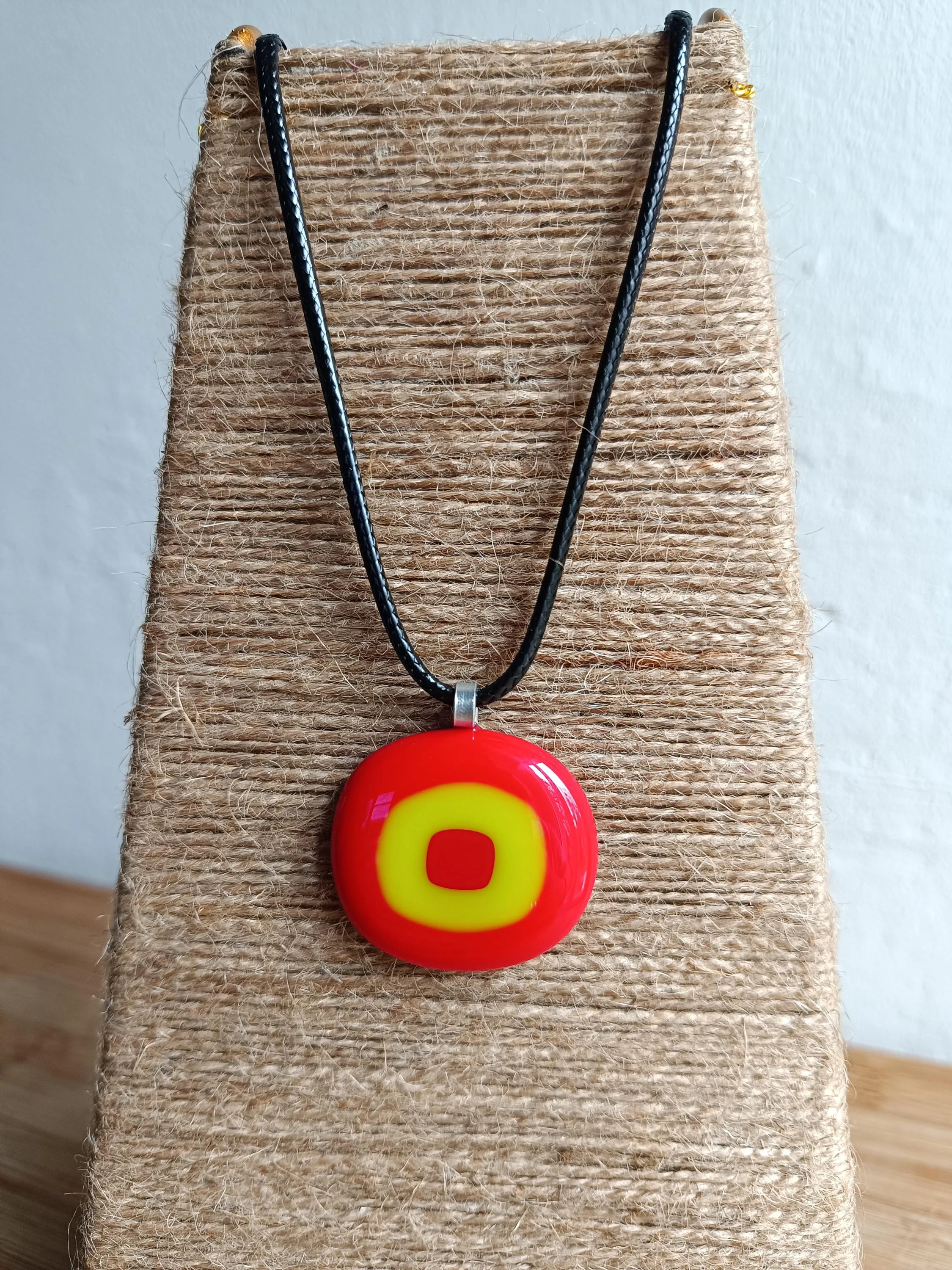 Handmade red and lime green fused glass pendant necklace - Photo 2