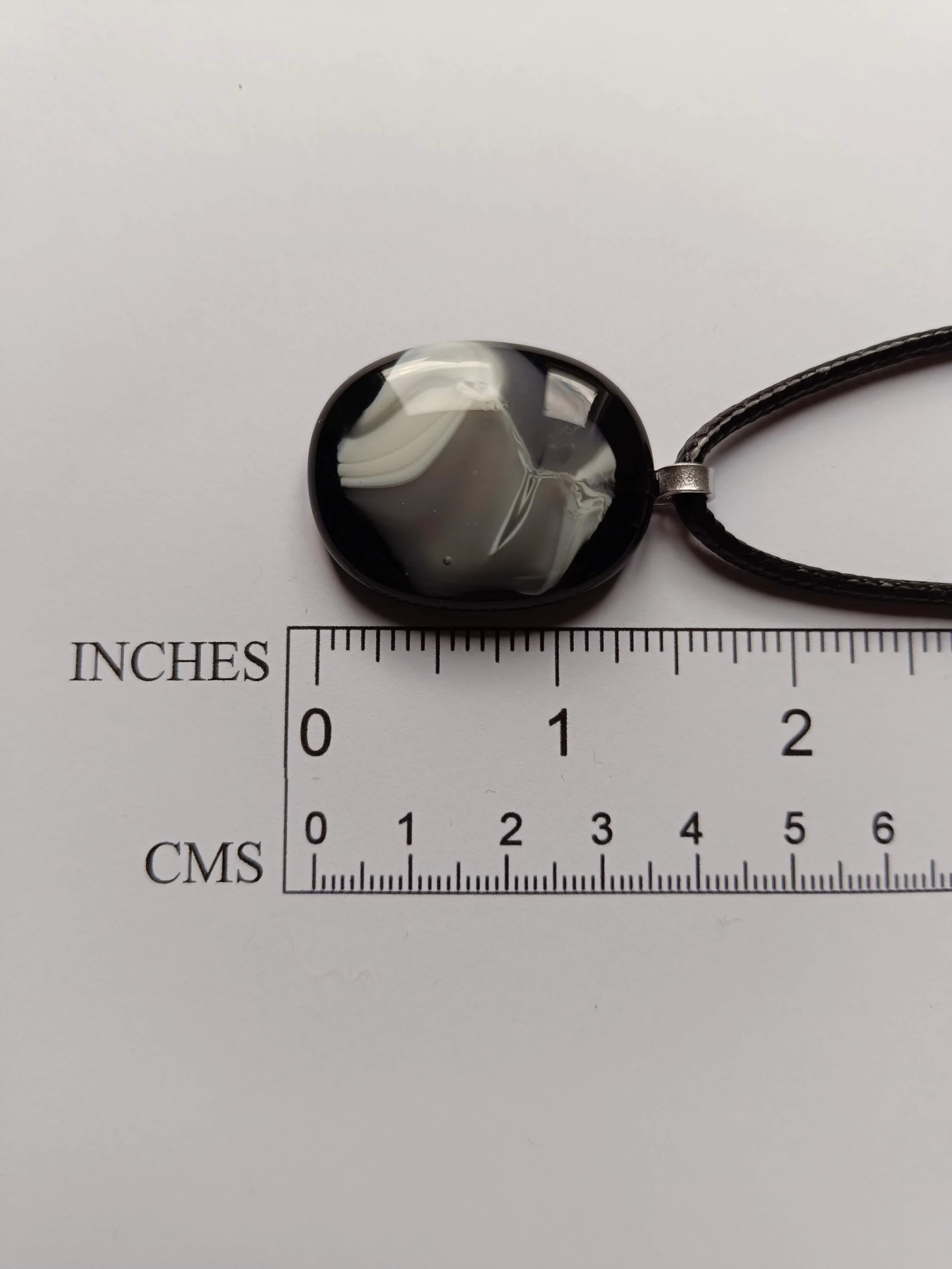 Handmade monotone fused glass pendant necklace - Photo 3