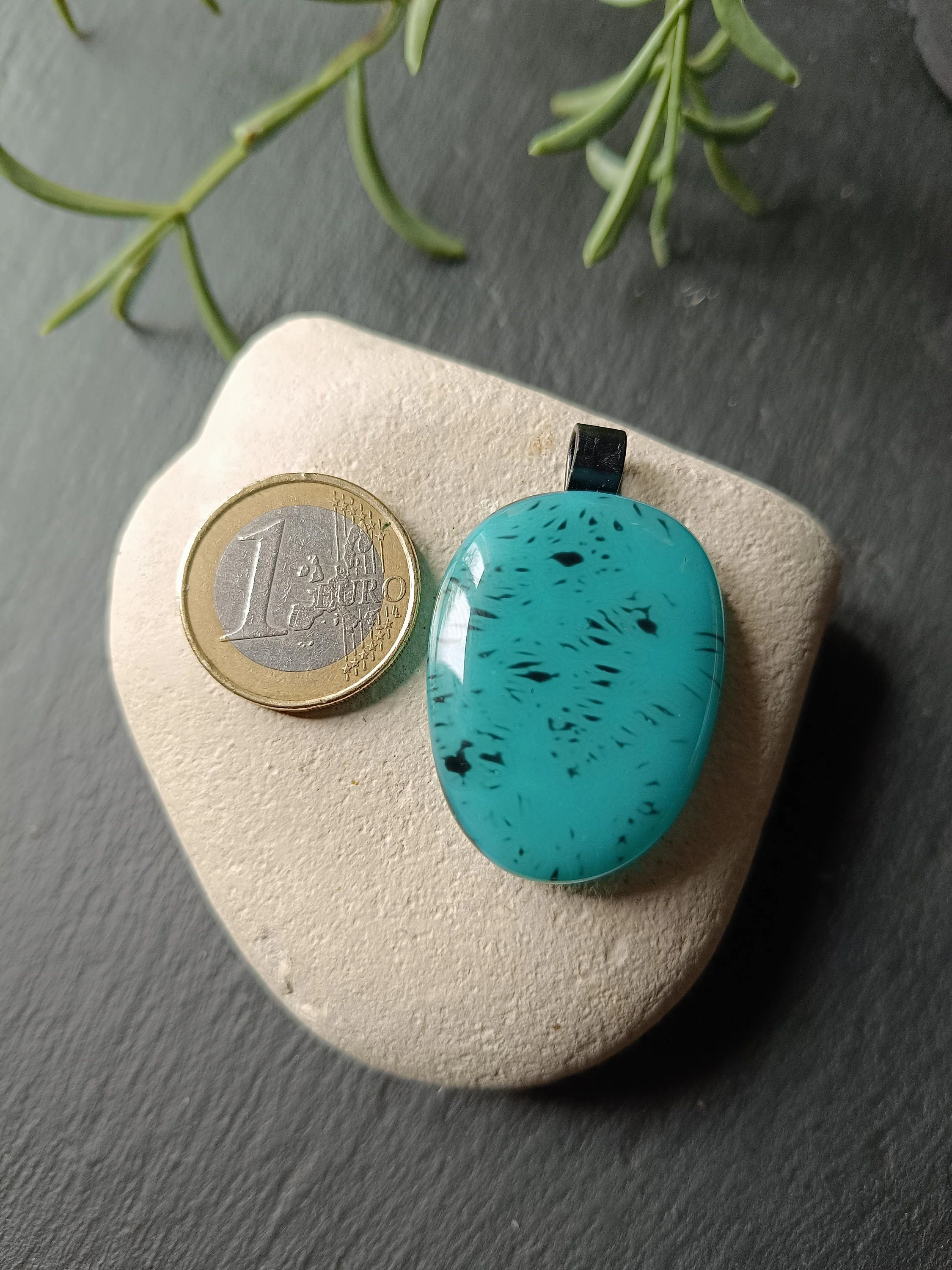 Hand made blue black fused glass pendant - Photo 2