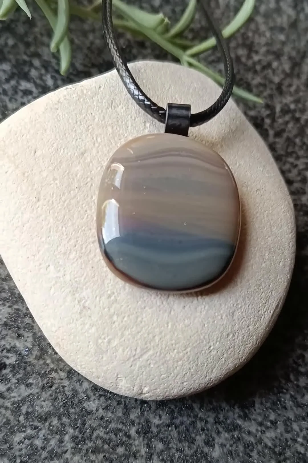 Men's Handmade Glass Pendant Necklace - Photo 3