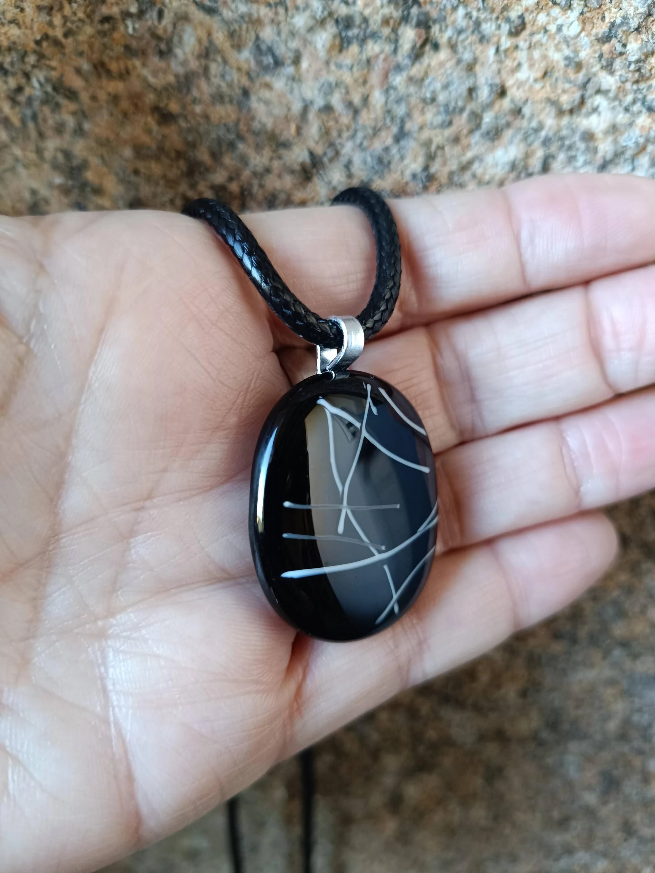Monochrome fused glass pendant with cord necklace, handmade jewellery - Photo 5