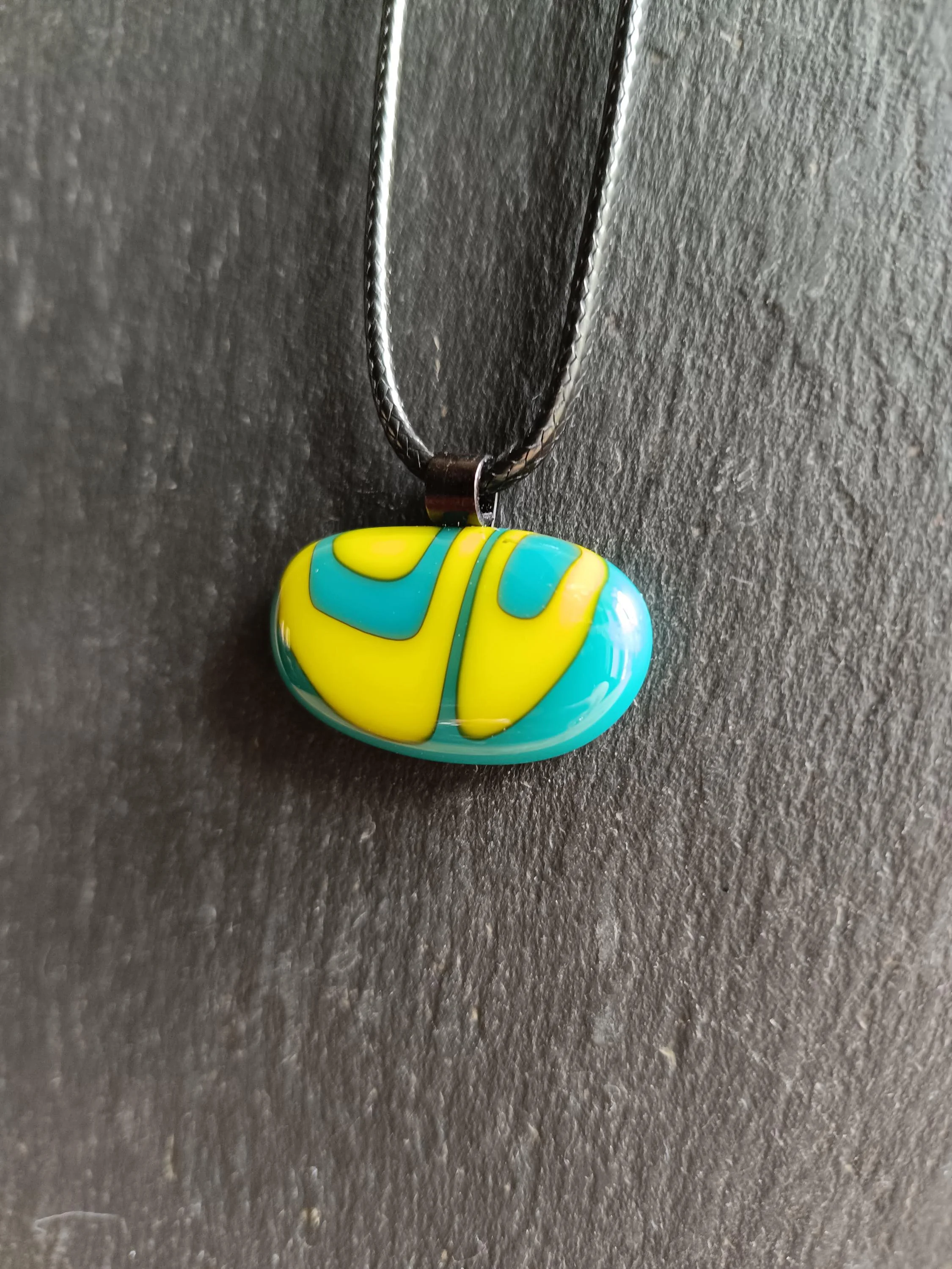 Teal fused glass pendant necklace, handmade artisan jewellery - Photo 6
