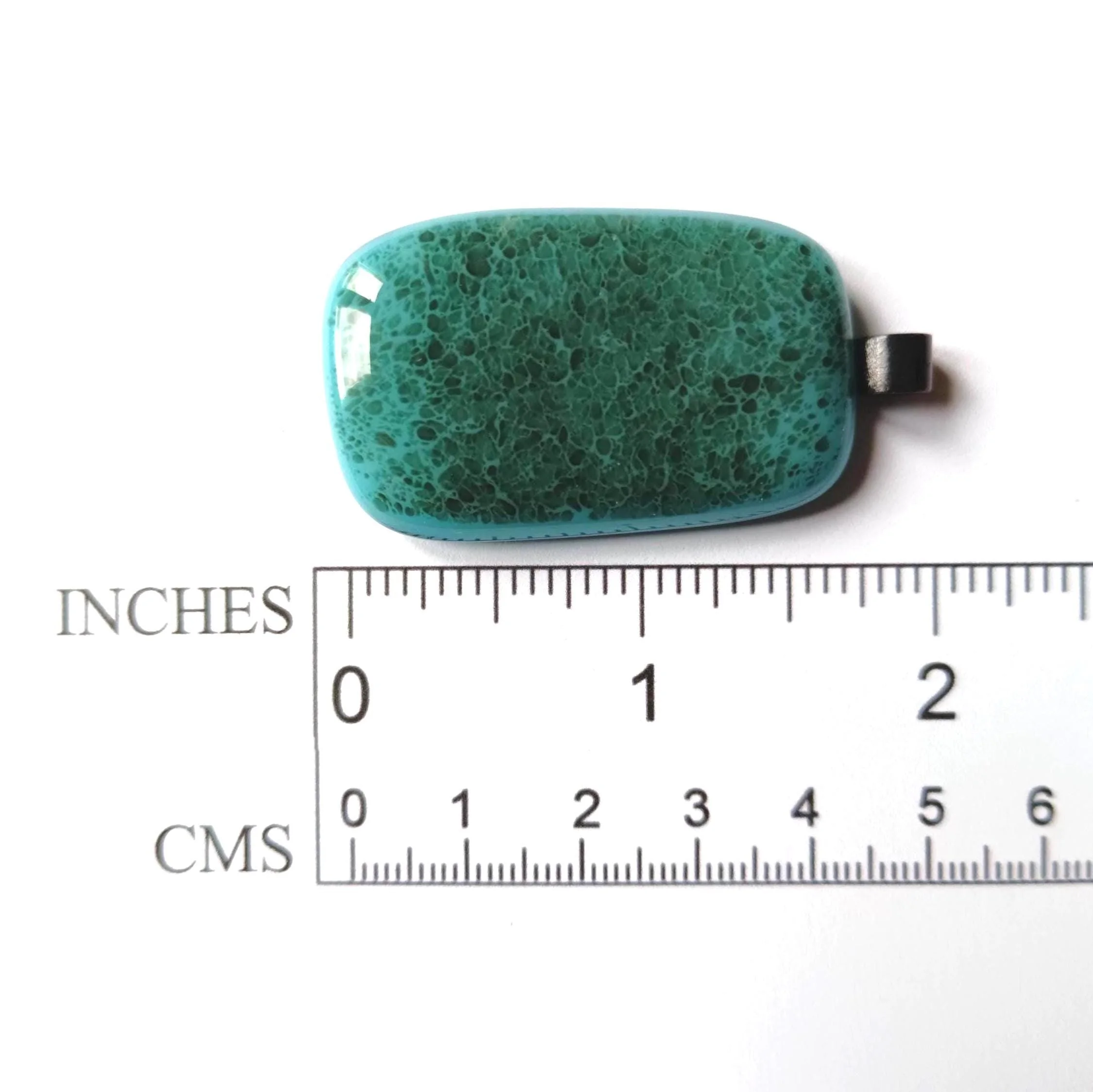 Turquoise blue crackle fused glass pendant necklace - Photo 4